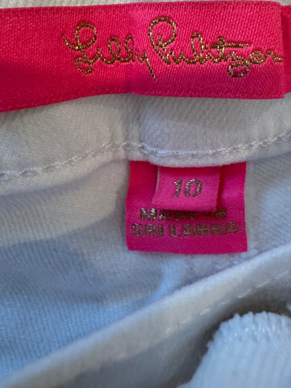 Lily Pulitzer White Jeans with Gold Buttons, Size 10 - Picture 5 of 5